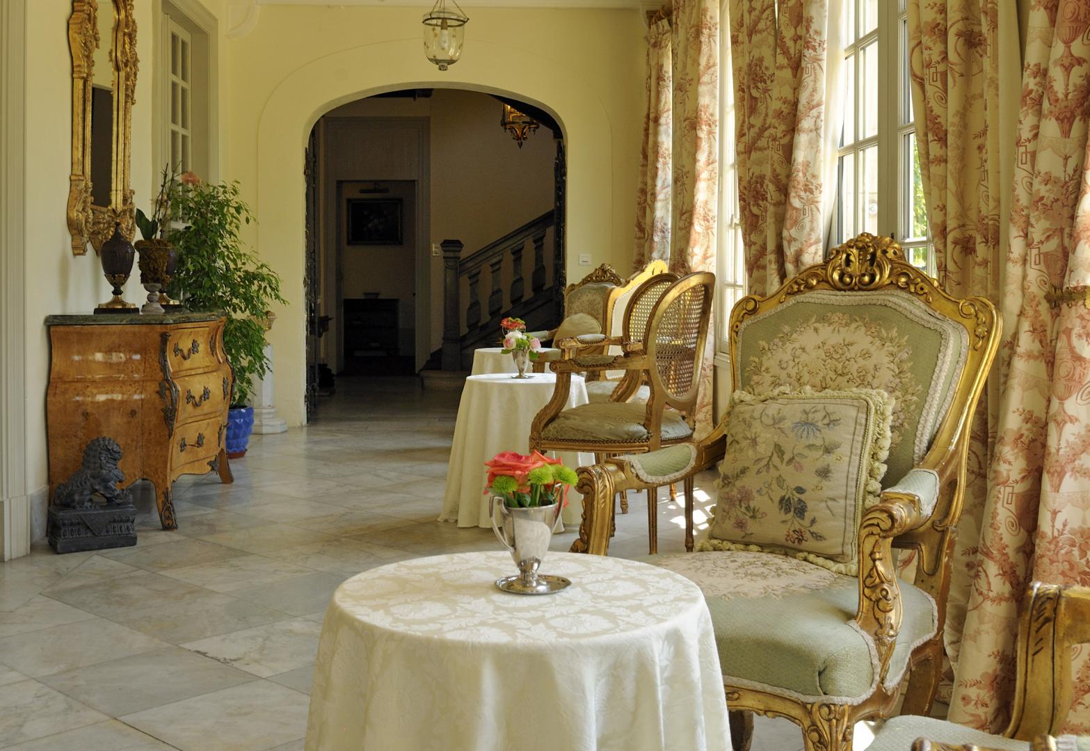 Organisation mariage Aubeterre-sur-Dronne Castle Rental Dordogne